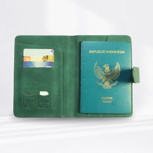 Travel Ease Passport Green 2
